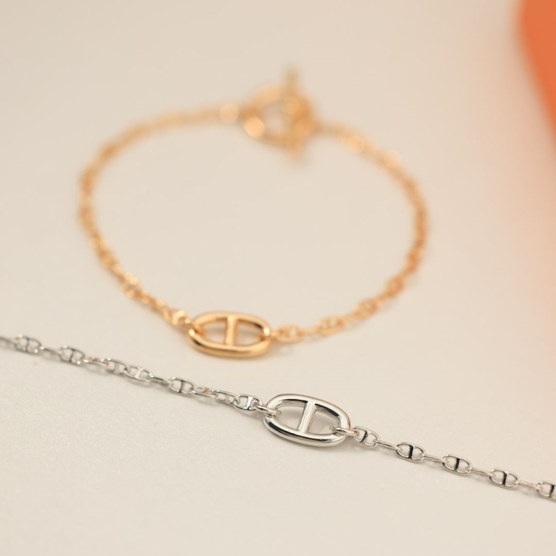 H**me5 bracelets